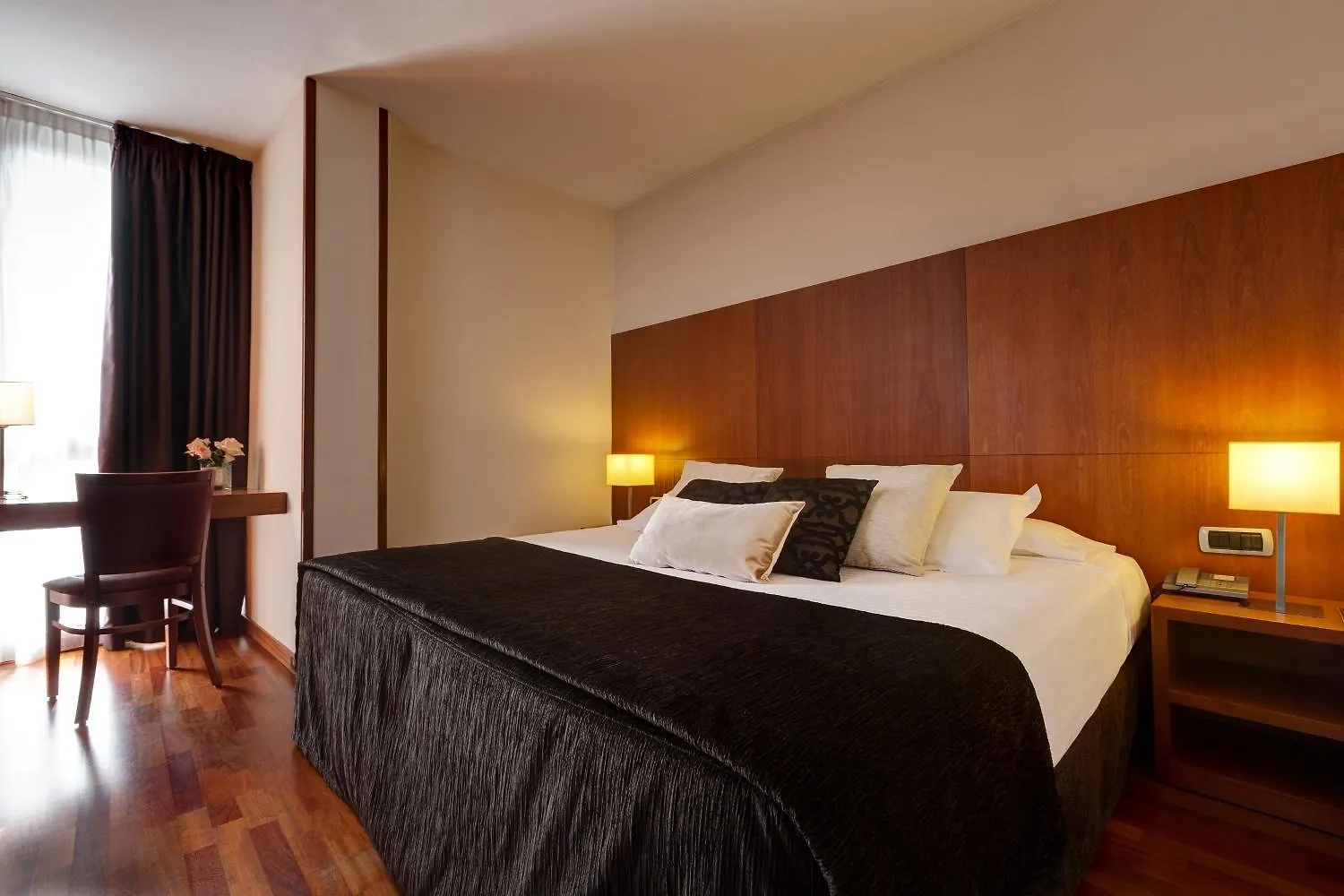 Acevi Villarroel Barcelona 4*,  Spain